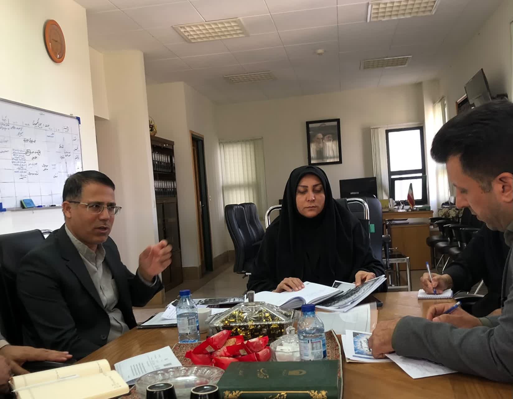 نشست با مدیر کل امور اجتماعی خراسان جنوبی , سرکار خانم شریفی